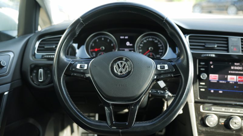 VOLKSWAGEN GOLF 2018