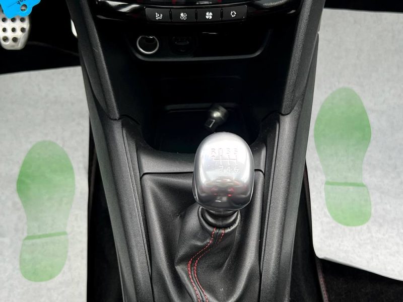 PEUGEOT 208 GTI 1.6 THP 200 Cv 1ERE MAIN / GPS TOIT PANORAMIQUE 47 700 Kms CritAir1 - GARANTIE 1 AN