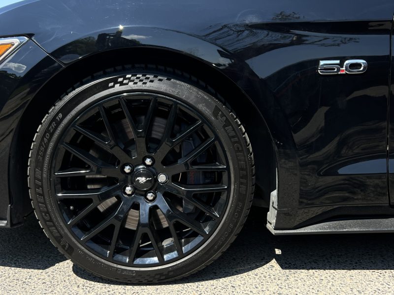 FORD MUSTANG GT COUPE 5.0 V8 421 Cv 1ERE MAIN ORIGINE FRANCE APPLE CARPLAY & ANDROID - GARANTIE 1 AN