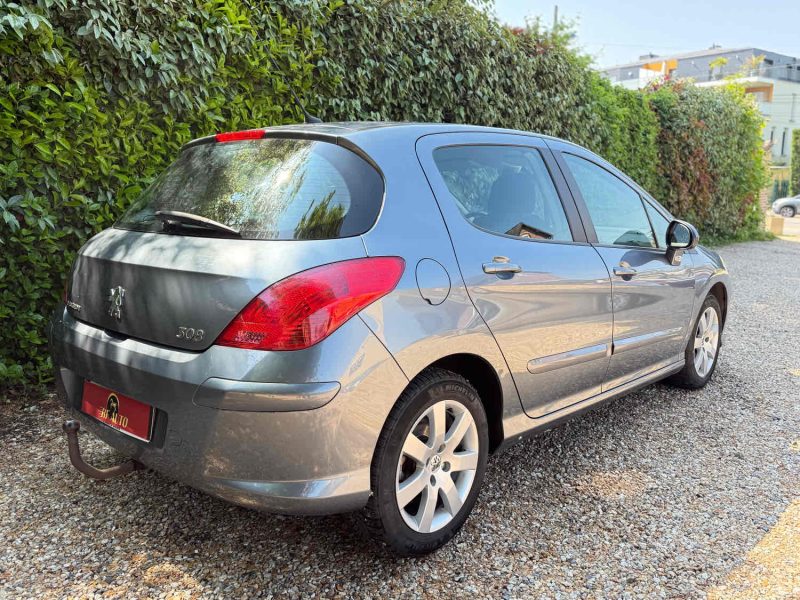 PEUGEOT 308 2009