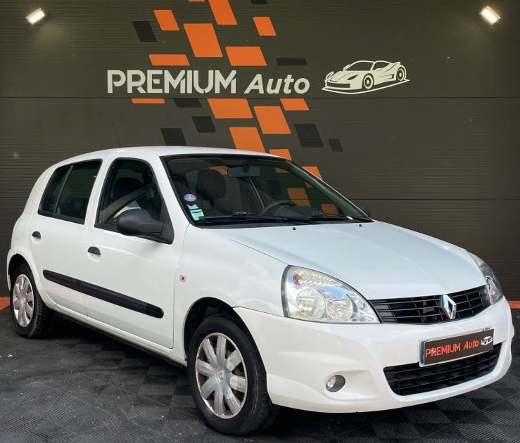 RENAULT CLIO 2011