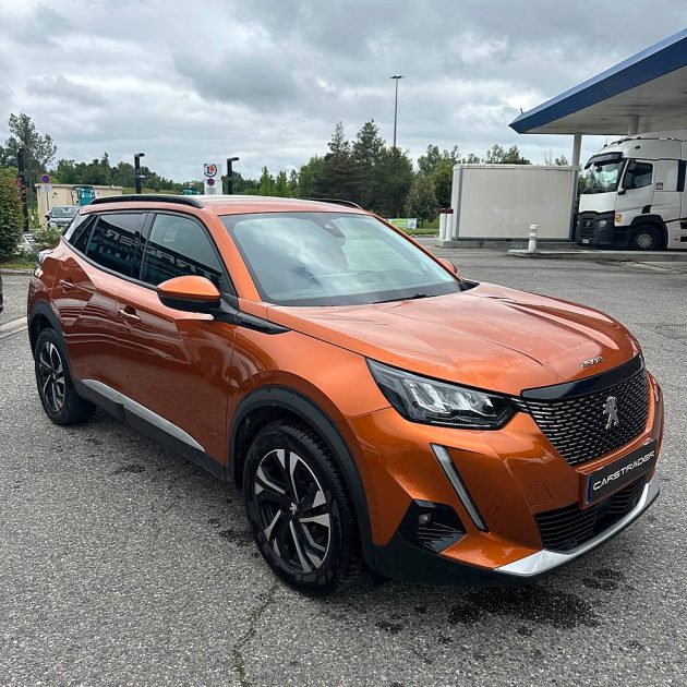 PEUGEOT 2008 1.5 BLUE HDI 130 cv Allure 