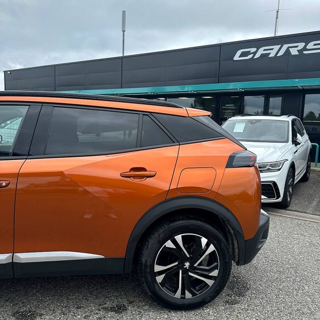 PEUGEOT 2008 1.5 BLUE HDI 130 cv Allure 