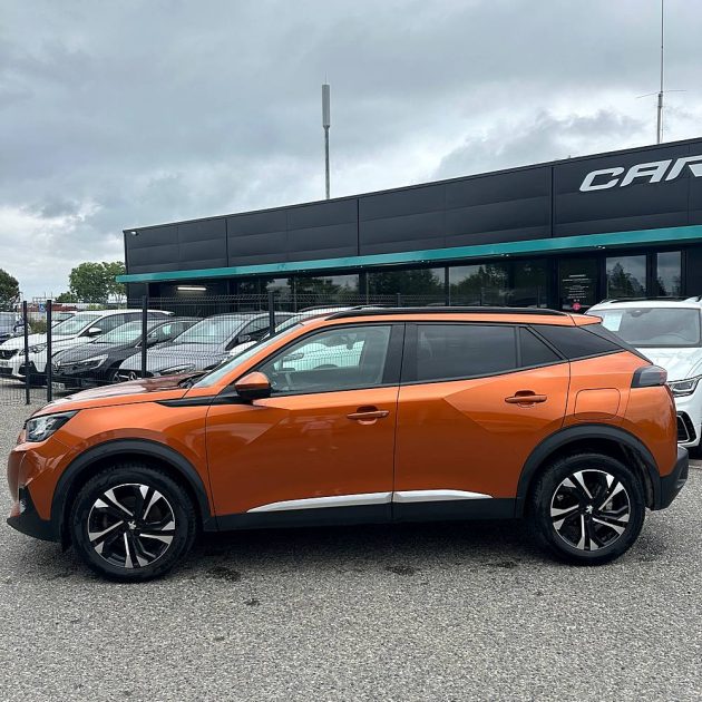 PEUGEOT 2008 1.5 BLUE HDI 130 cv Allure 