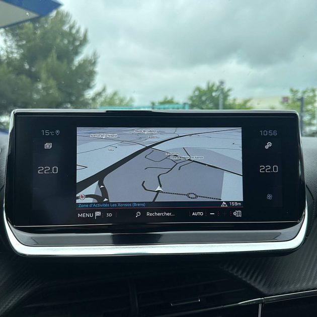 PEUGEOT 2008 1.5 BLUE HDI 130 cv Allure 