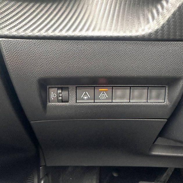 PEUGEOT 2008 1.5 BLUE HDI 130 cv Allure 