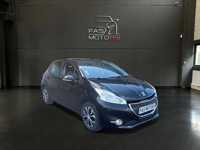 PEUGEOT 208 - 1.2 VTI 82 ACTIVE 5P - GARANTIE