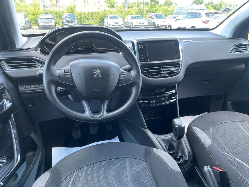 PEUGEOT 208 - 1.2 VTI 82 ACTIVE 5P - GARANTIE