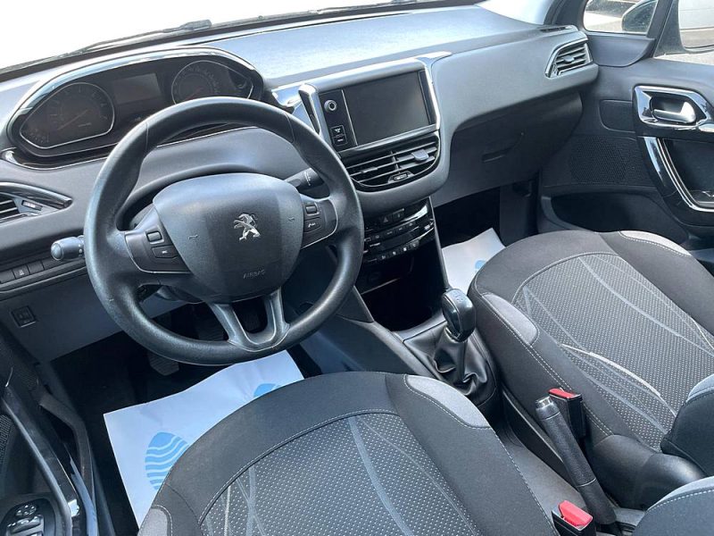 PEUGEOT 208 - 1.2 VTI 82 ACTIVE 5P - GARANTIE