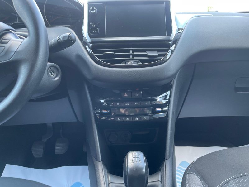 PEUGEOT 208 - 1.2 VTI 82 ACTIVE 5P - GARANTIE