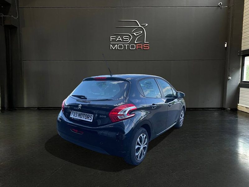 PEUGEOT 208 - 1.2 VTI 82 ACTIVE 5P - GARANTIE