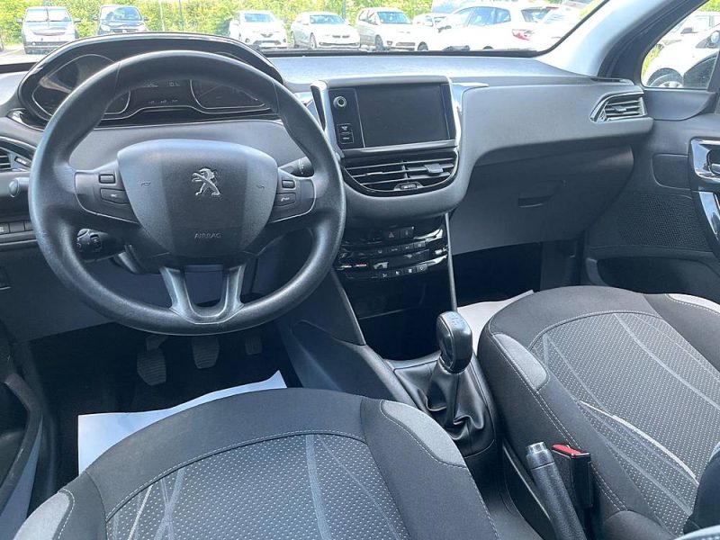 PEUGEOT 208 - 1.2 VTI 82 ACTIVE 5P - GARANTIE