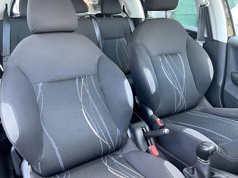 PEUGEOT 208 - 1.2 VTI 82 ACTIVE 5P - GARANTIE