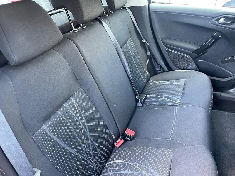 PEUGEOT 208 - 1.2 VTI 82 ACTIVE 5P - GARANTIE