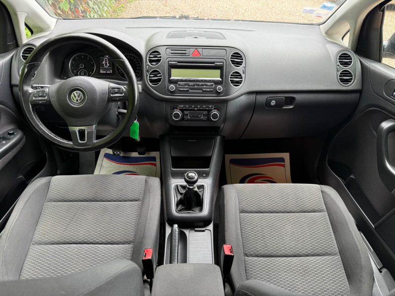 VOLKSWAGEN GOLF PLUS 2010