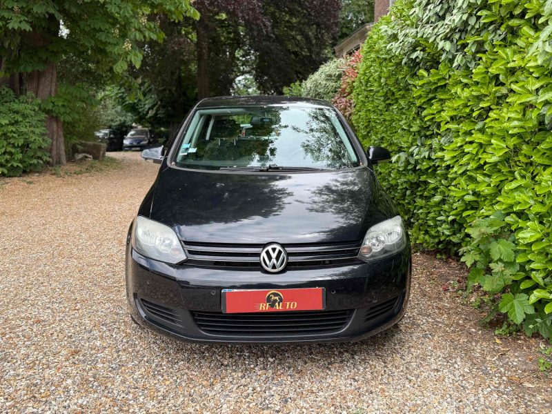 VOLKSWAGEN GOLF PLUS 2010