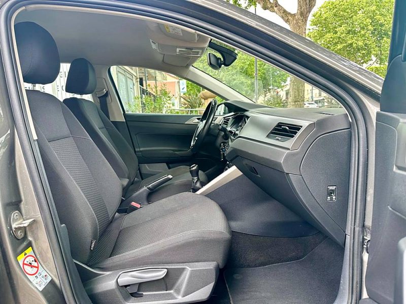 VOLKSWAGEN POLO VI 1.0 TSI 95 CONFORTLINE **1ère MAIN**