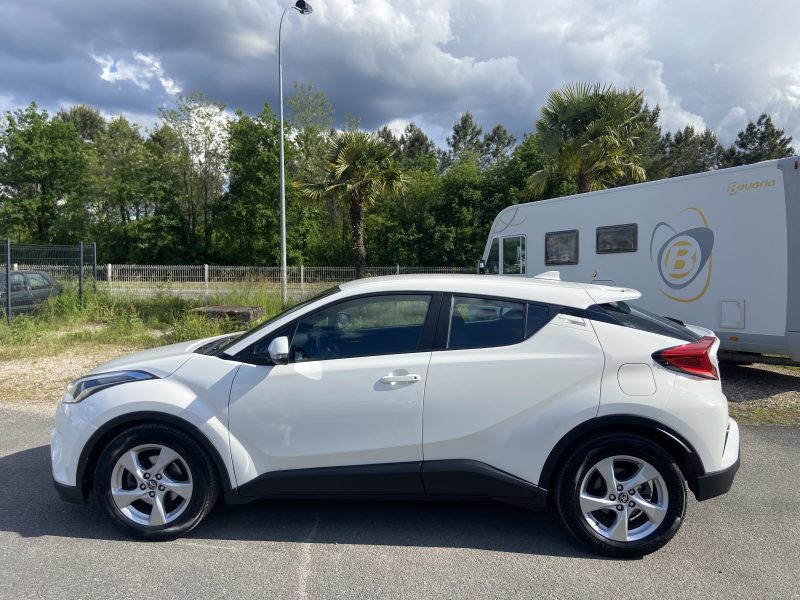 TOYOTA C-HR HYBRID DYNAMIC
