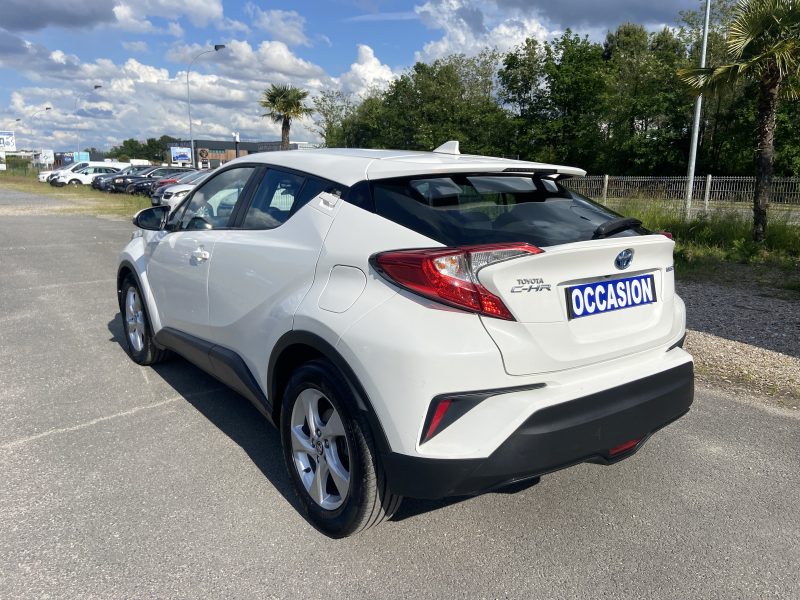 TOYOTA C-HR HYBRID DYNAMIC