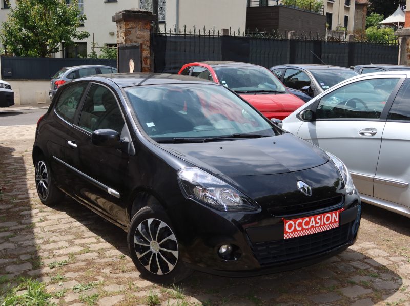 RENAULT CLIO 2010