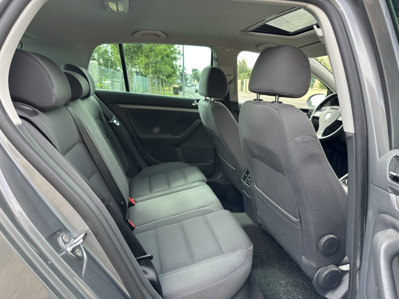 VOLKSWAGEN GOLF 2005