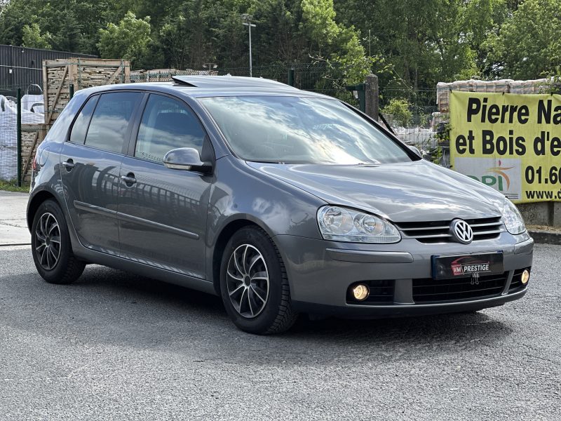 VOLKSWAGEN GOLF 2005