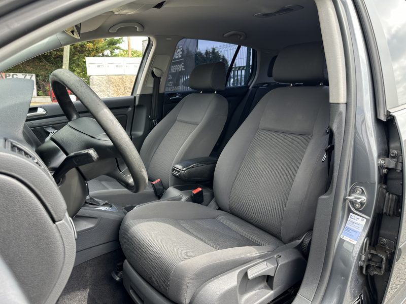 VOLKSWAGEN GOLF 2005