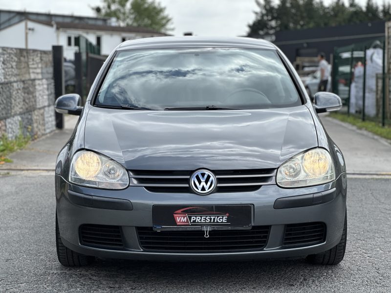 VOLKSWAGEN GOLF 2005