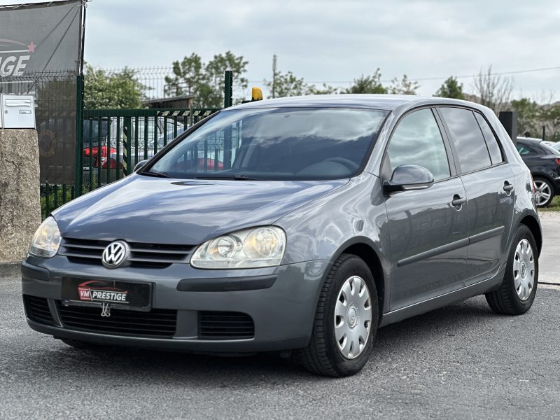 VOLKSWAGEN GOLF 2005