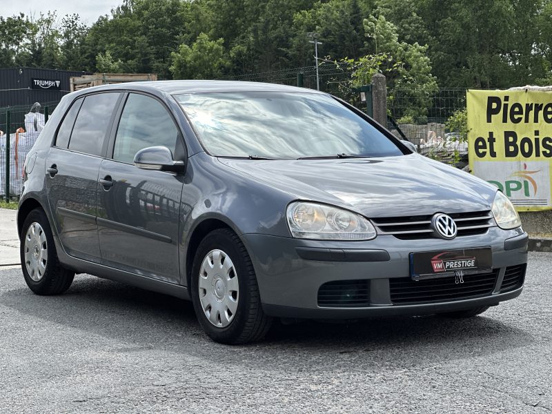 VOLKSWAGEN GOLF 2005