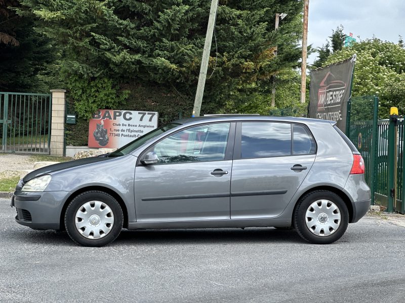 VOLKSWAGEN GOLF 2005