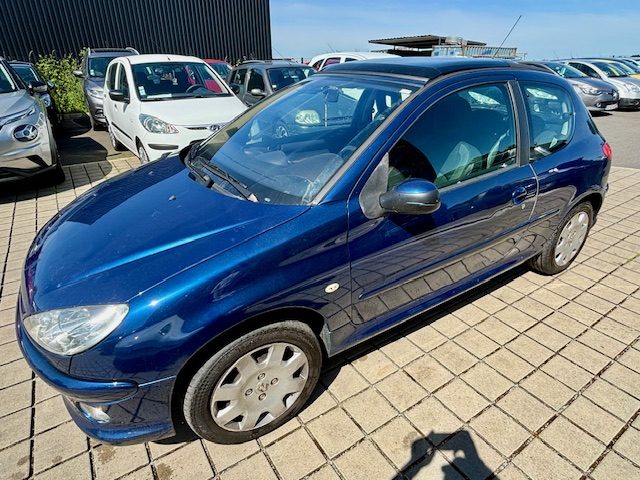 PEUGEOT 206 1.6i 109CH
