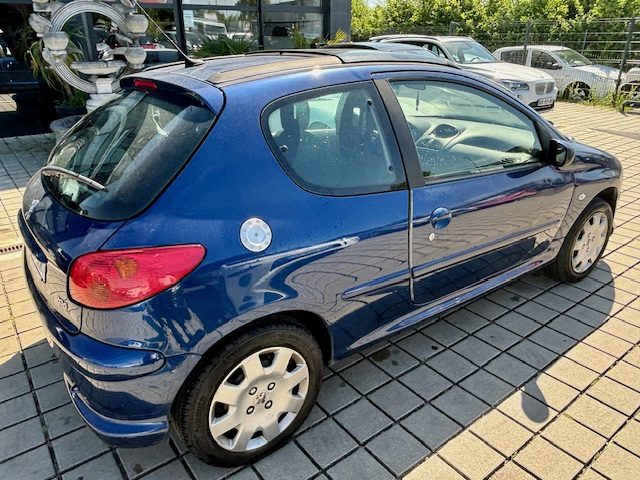 PEUGEOT 206 1.6i 109CH
