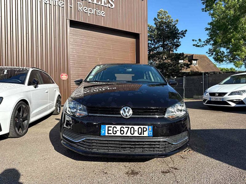 VOLKSWAGEN POLO 2016