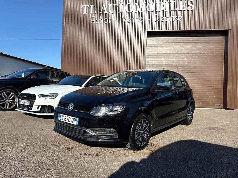 VOLKSWAGEN POLO 2016