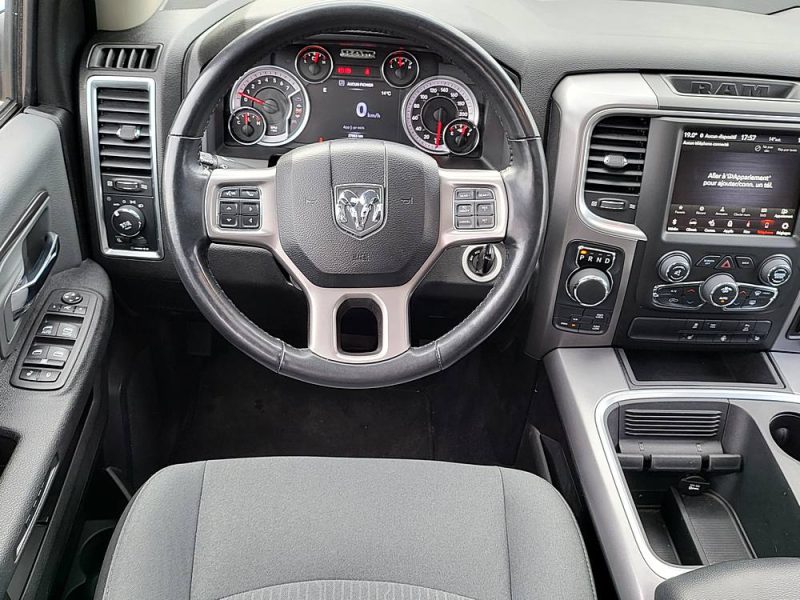 DODGE RAM 1500 Double Cabine 5.7 V8 HEMI 395cv Classic 4X4 Boîte Auto