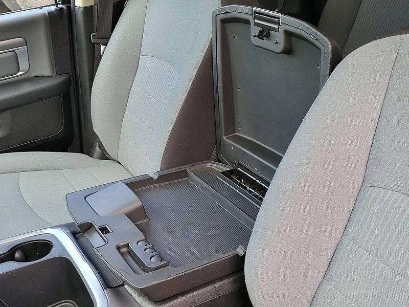 DODGE RAM 1500 Double Cabine 5.7 V8 HEMI 395cv Classic 4X4 Boîte Auto