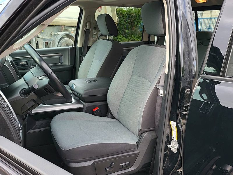 DODGE RAM 1500 Double Cabine 5.7 V8 HEMI 395cv Classic 4X4 Boîte Auto