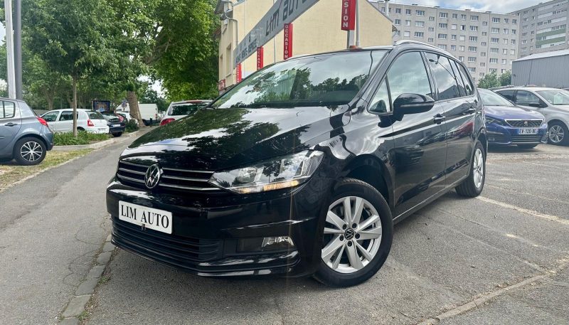 VOLKSWAGEN TOURAN 2021