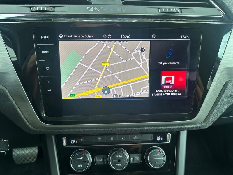 VOLKSWAGEN TOURAN 2021