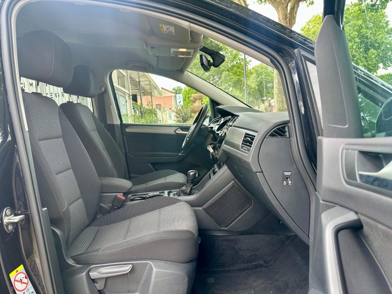 VOLKSWAGEN TOURAN 2021