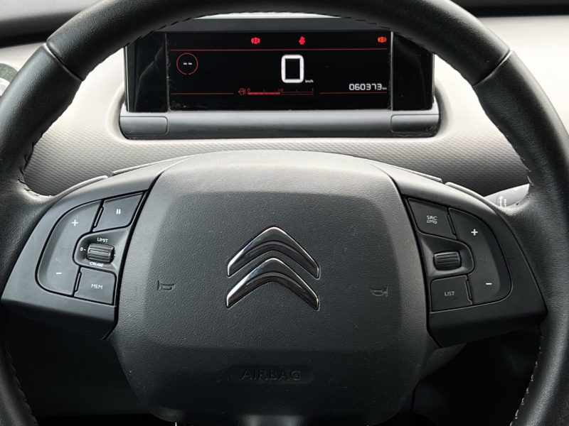 CITROEN C4 CACTUS PHASE 2 SHINE 1.5 HDI 100 Cv APPLE CARPLAY & ANDROID / CAMERA BVM6 - GARANTIE 1 AN