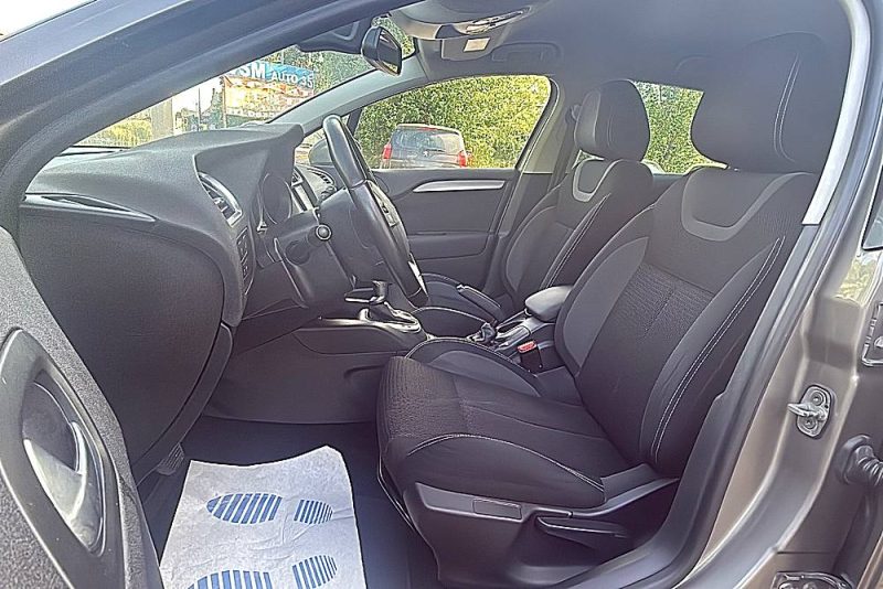 CITROEN C4 1.6 BLUEHDI 120 Millenium Business EAT6 Boite auto