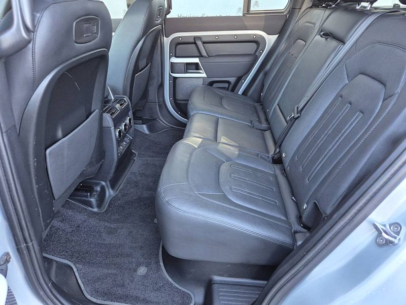 LAND ROVER DEFENDER 2022