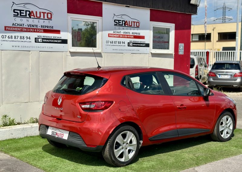 RENAULT CLIO 2015