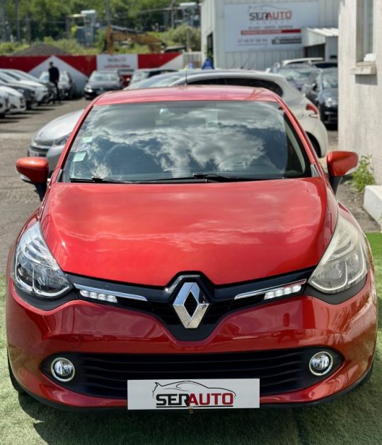 RENAULT CLIO 2015