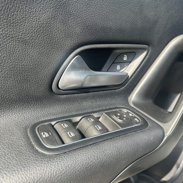 MERCEDES CLASSE A 2.0 200d 150 cv  Business Line Garantie 12 mois