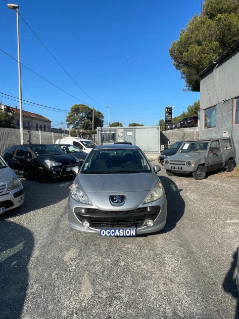 PEUGEOT 207 1.6 HDi 90Ch