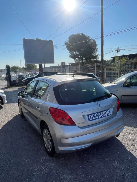 PEUGEOT 207 1.6 HDi 90Ch