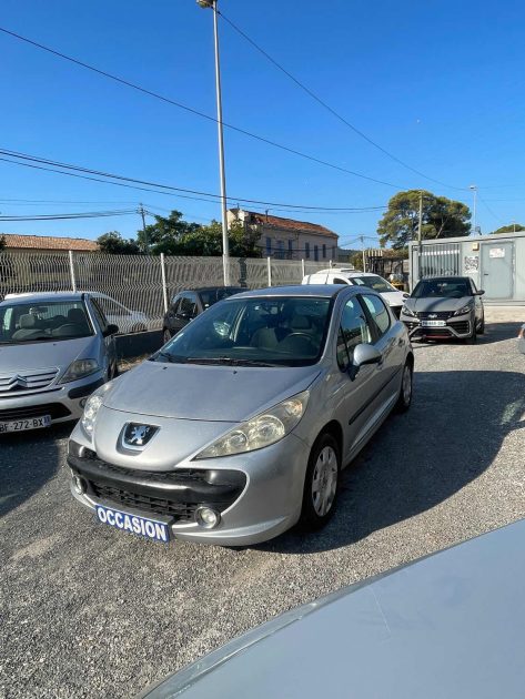 PEUGEOT 207 1.6 HDi 90Ch
